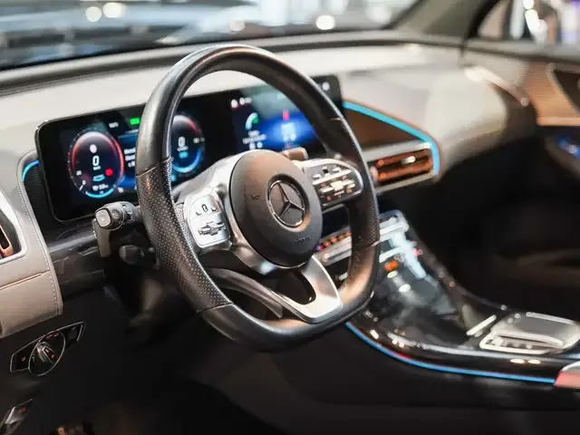 Mercedes-Benz EQC 400