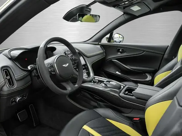 Aston Martin DBX