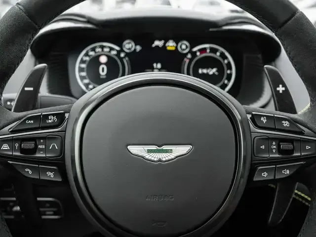 Aston Martin DBX
