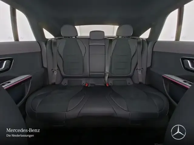 Mercedes-Benz EQE 300