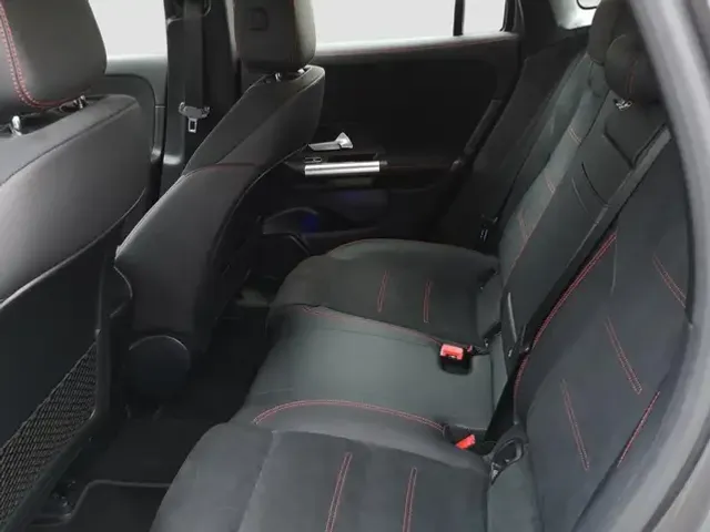 Mercedes-Benz EQA 350