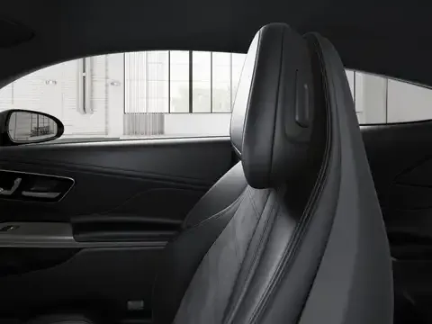 Mercedes-Benz CLE 300