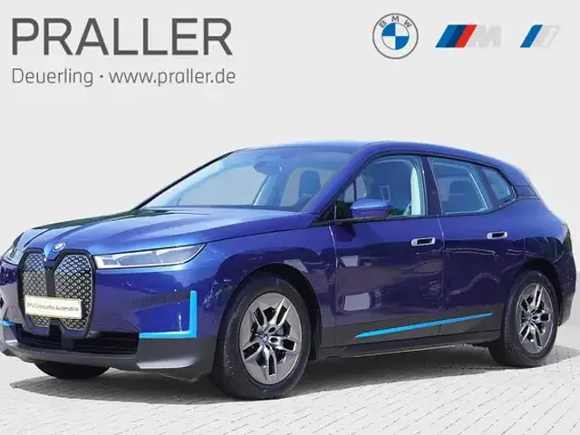 BMW iX