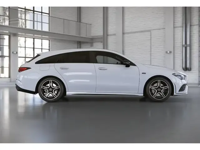 Mercedes-Benz CLA 250