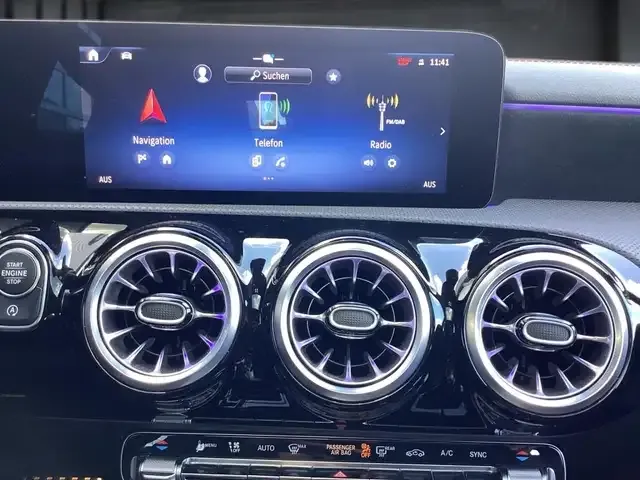 Mercedes-Benz CLA 200