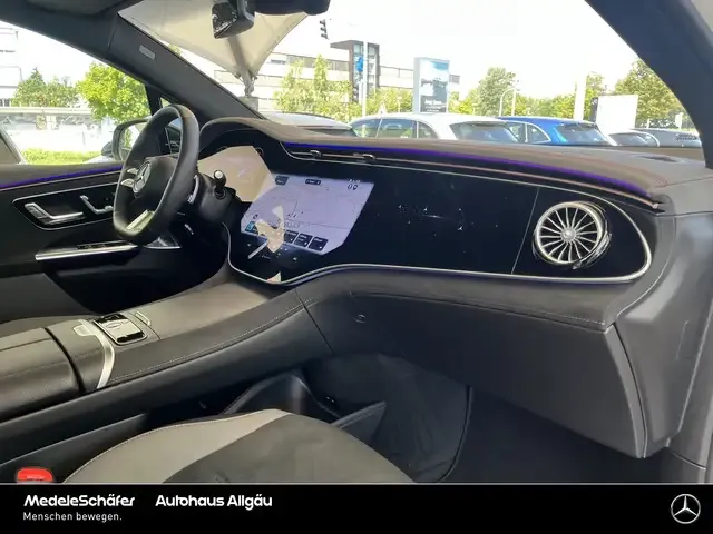 Mercedes-Benz EQE SUV