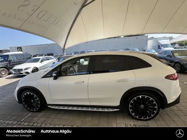 Mercedes-Benz EQE SUV