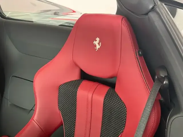 Ferrari 812