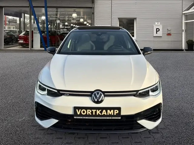 Volkswagen Golf R