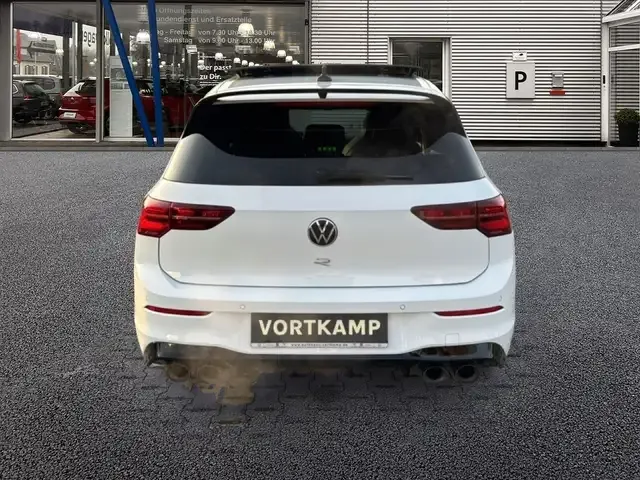 Volkswagen Golf R