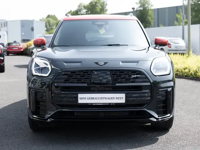 MINI John Cooper Works Countryman