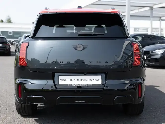 MINI John Cooper Works Countryman