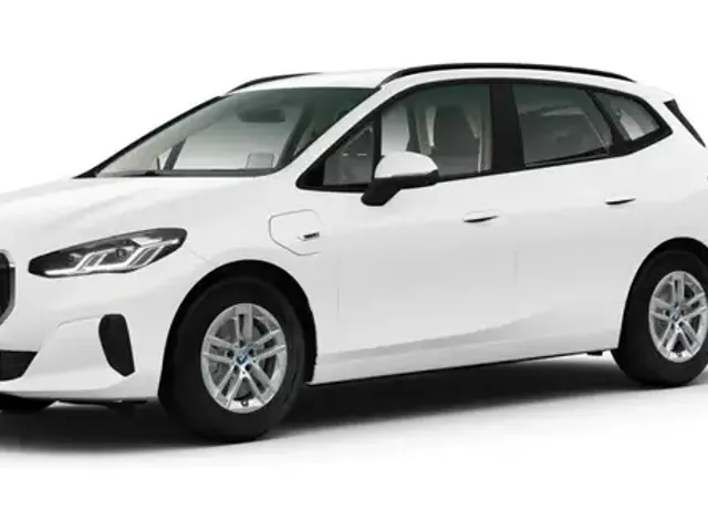 BMW 225