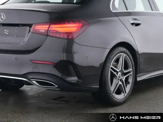 Mercedes-Benz A 220