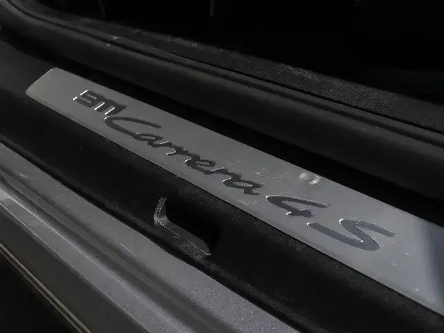 Porsche 992