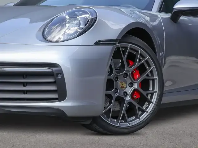 Porsche 992
