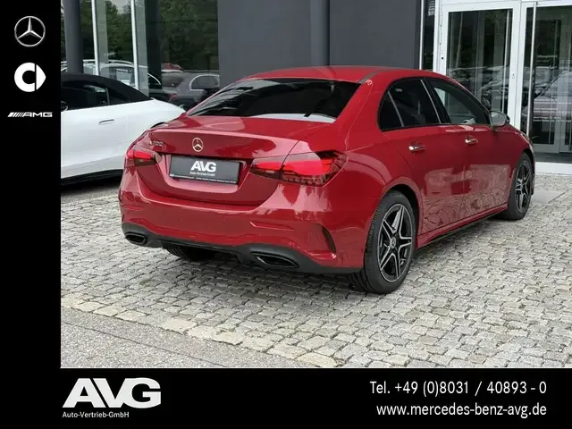 Mercedes-Benz A 200