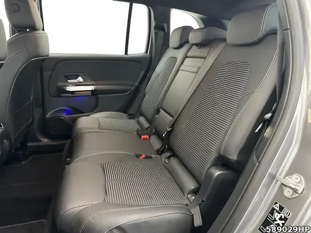 Mercedes-Benz GLB 220