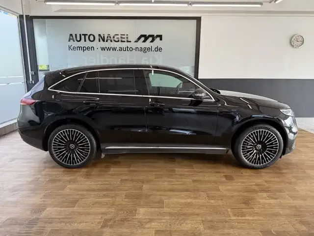Mercedes-Benz EQC 400