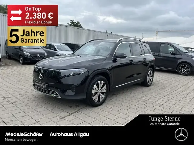 Mercedes-Benz EQB 300