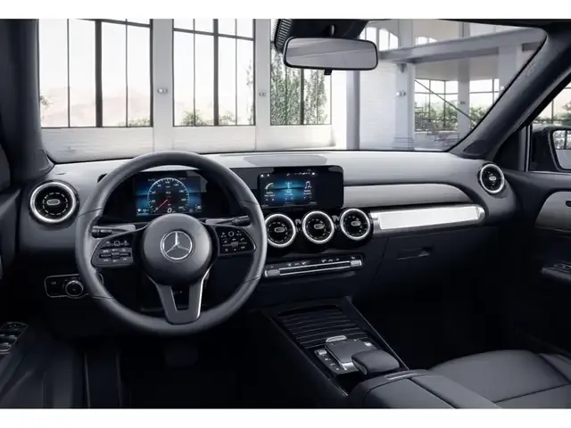 Mercedes-Benz GLB 220
