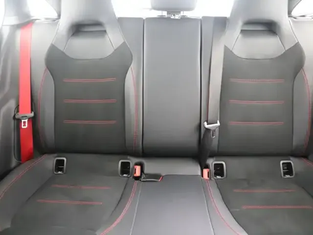 Mercedes-Benz CLA 35 AMG