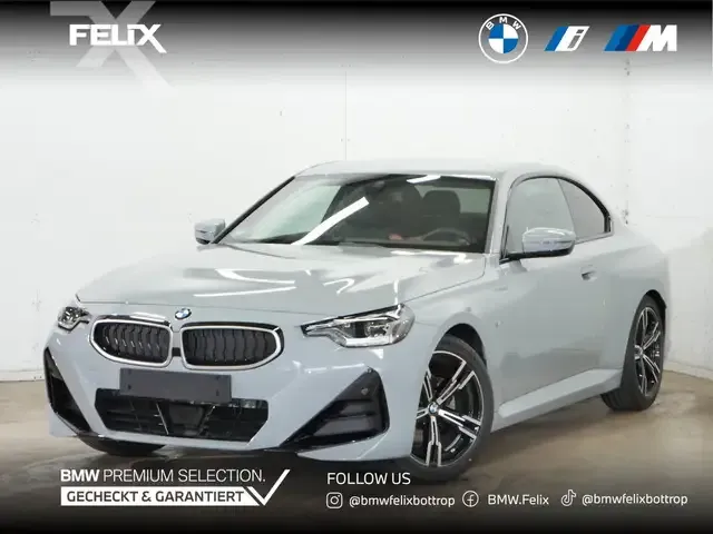 BMW 220