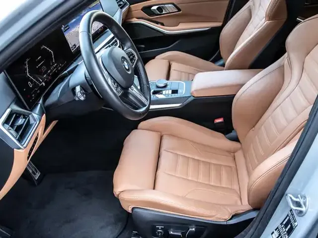 BMW 330