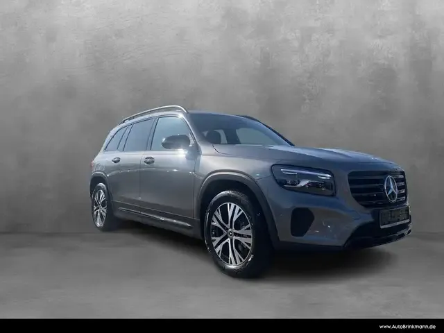 Mercedes-Benz GLB 200