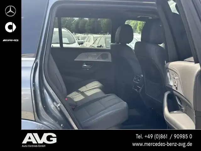Mercedes-Benz GLS 400