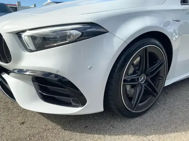 Mercedes-Benz A 45 AMG