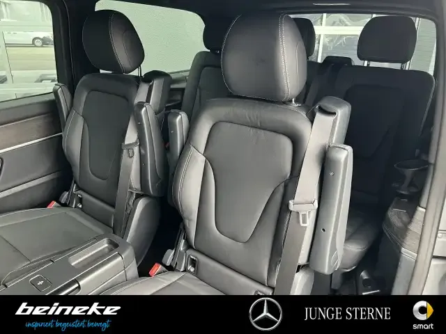 Mercedes-Benz V 250