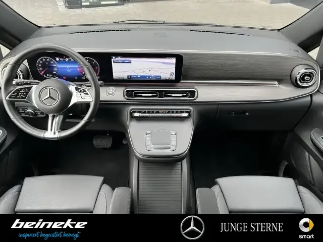 Mercedes-Benz V 250