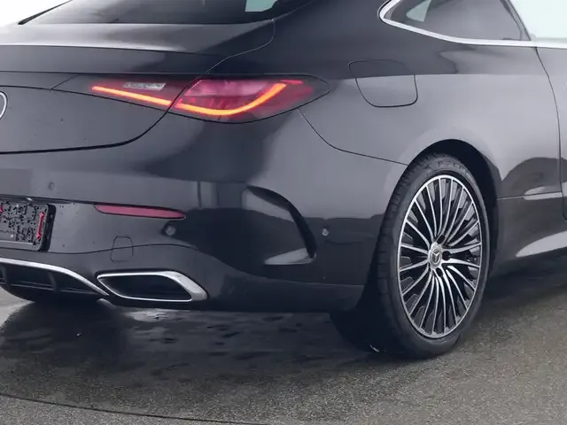 Mercedes-Benz CLE 220