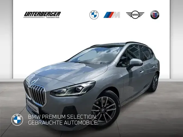 BMW 220