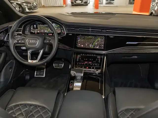 Audi SQ8
