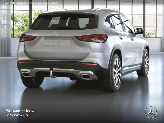 Mercedes-Benz GLA 200