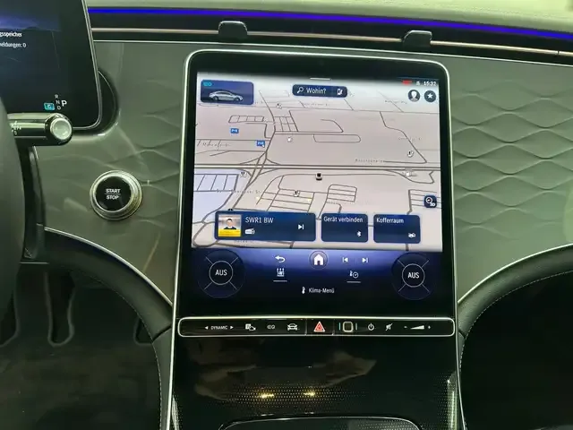 Mercedes-Benz EQE 300