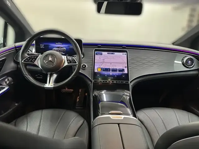 Mercedes-Benz EQE 300