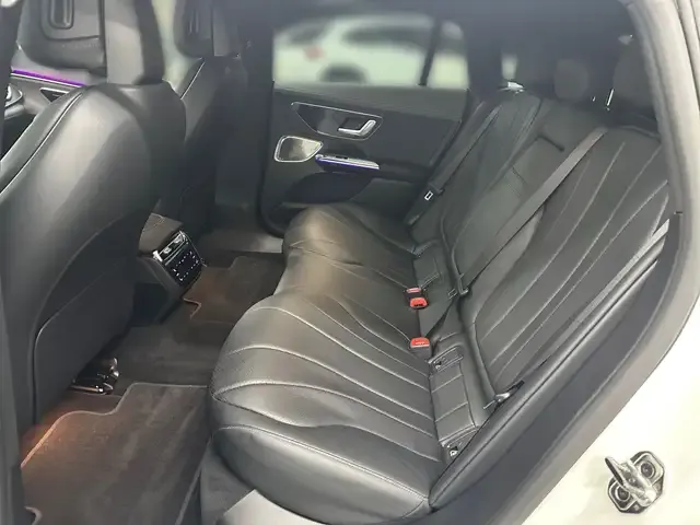 Mercedes-Benz EQE 300