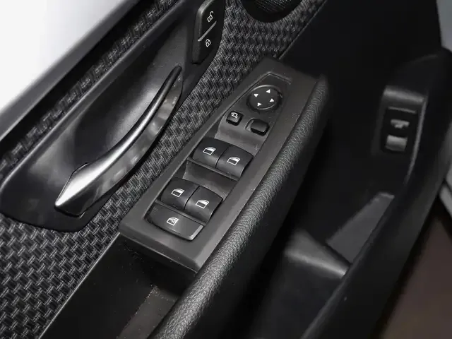 BMW 216