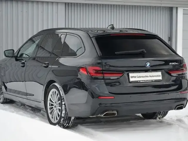 BMW 530