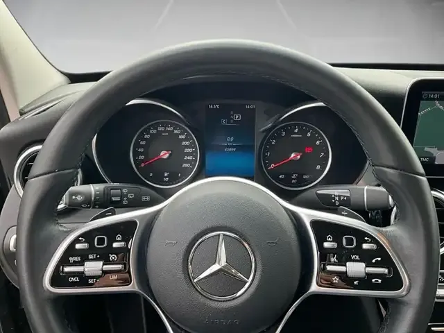 Mercedes-Benz C 180