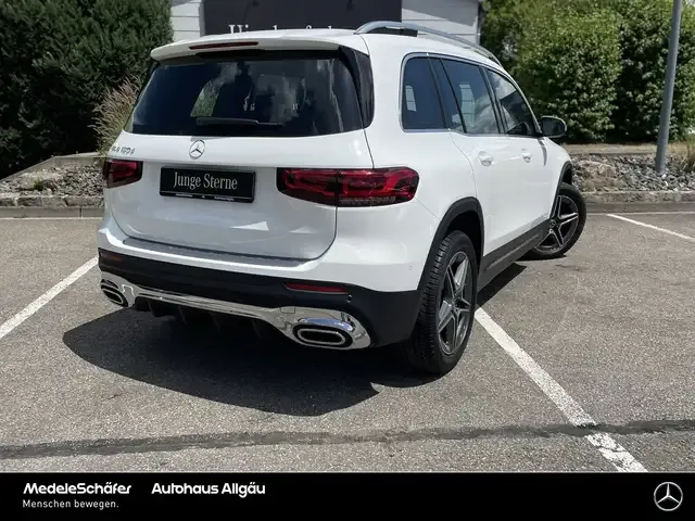 Mercedes-Benz GLB 180