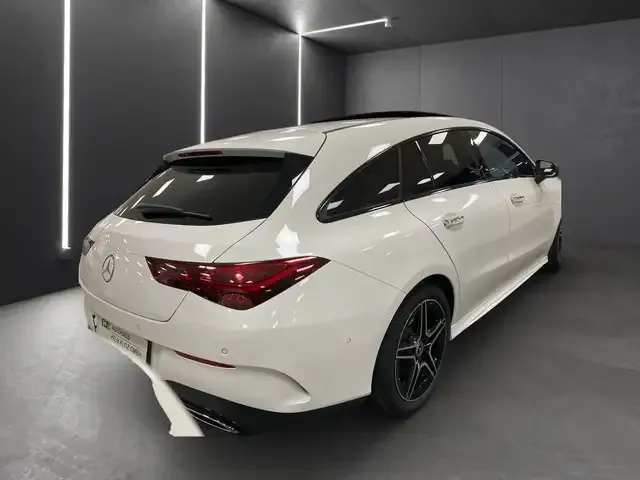 Mercedes-Benz CLA 200