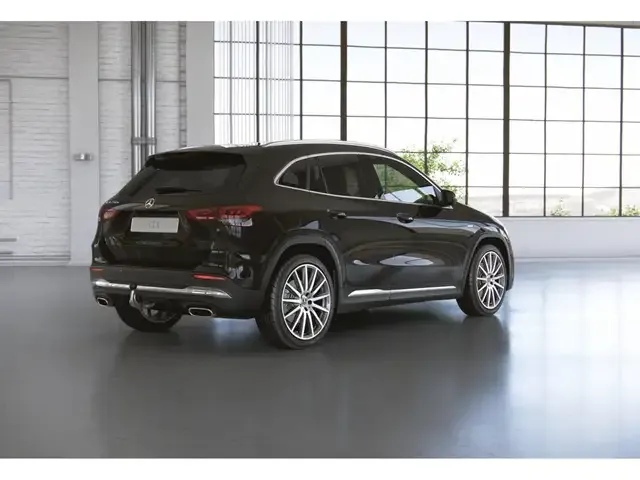 Mercedes-Benz GLA 250