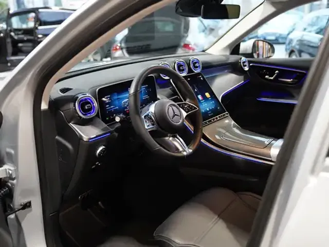 Mercedes-Benz GLC 220