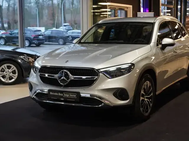 Mercedes-Benz GLC 220