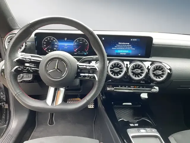 Mercedes-Benz CLA 180