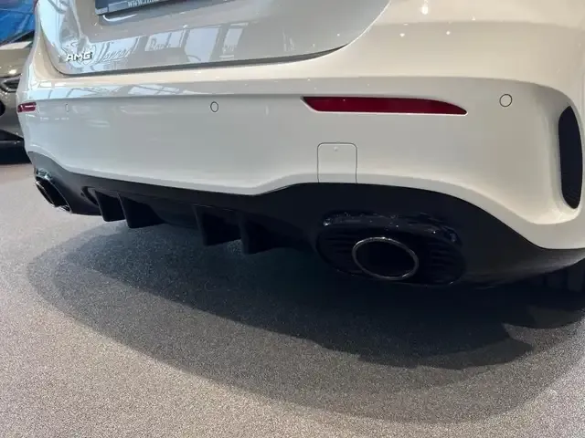 Mercedes-Benz A 35 AMG